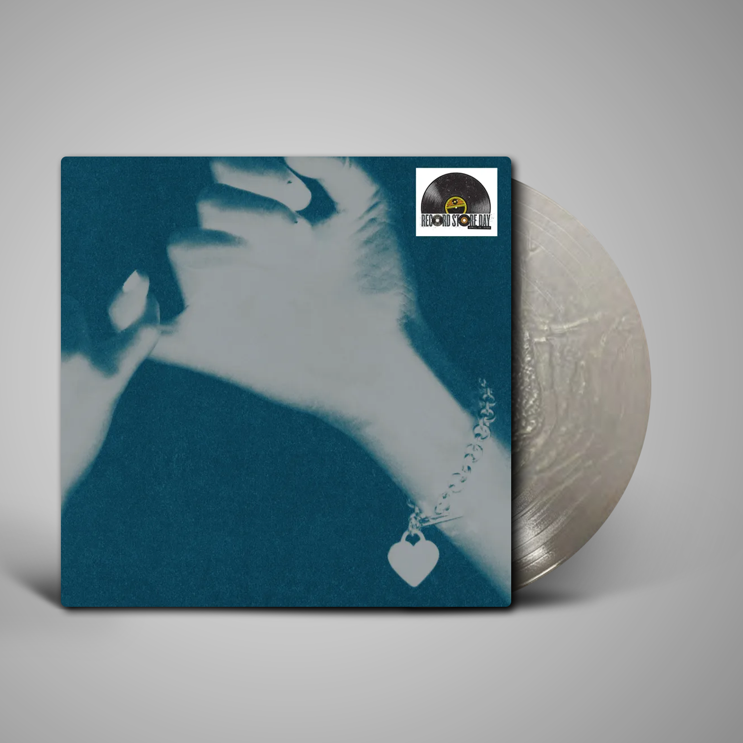 Momma - Welcome To My Blue Sky (The Heart Charm) – Resident Vinyl