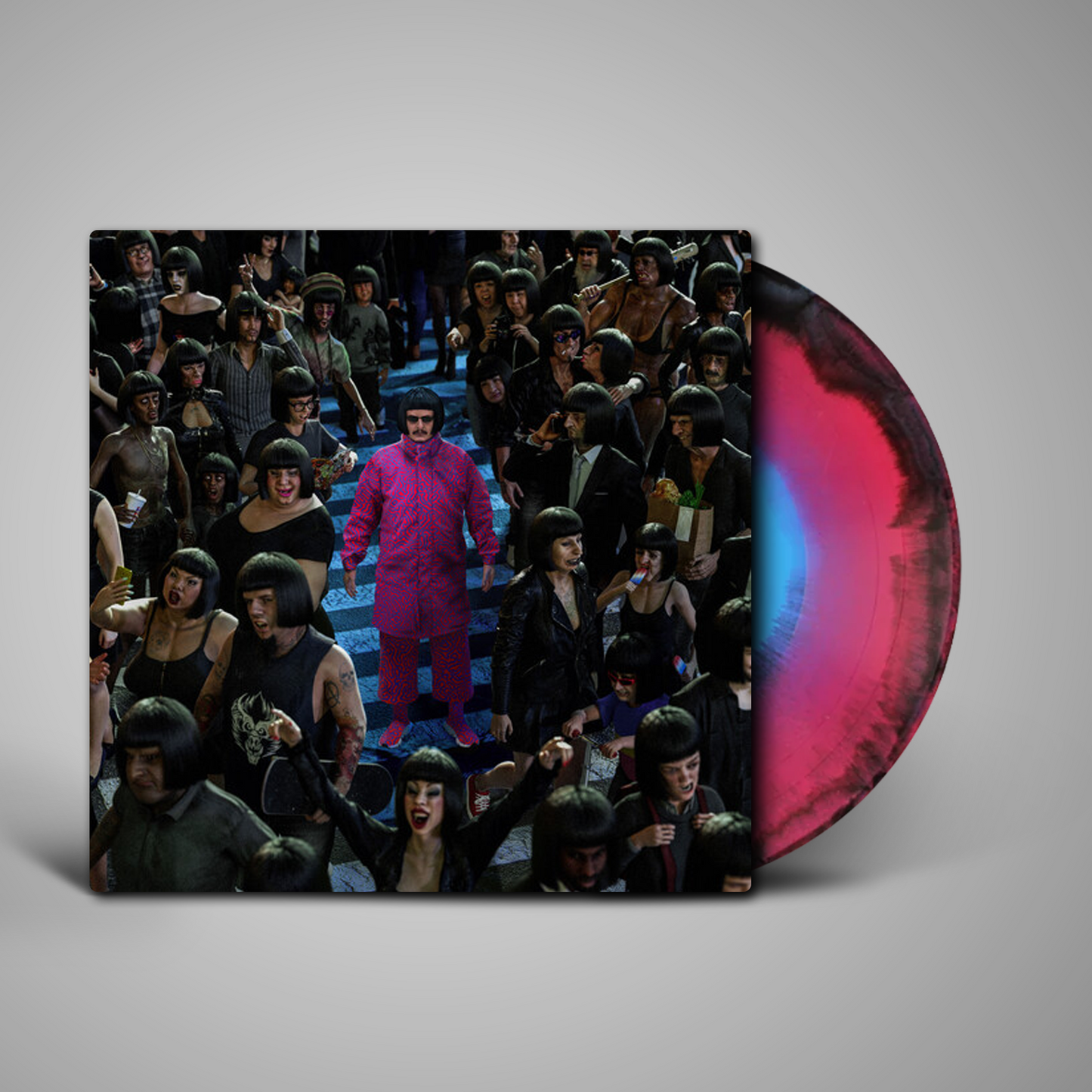 Oliver Tree - Alone In A Crowd